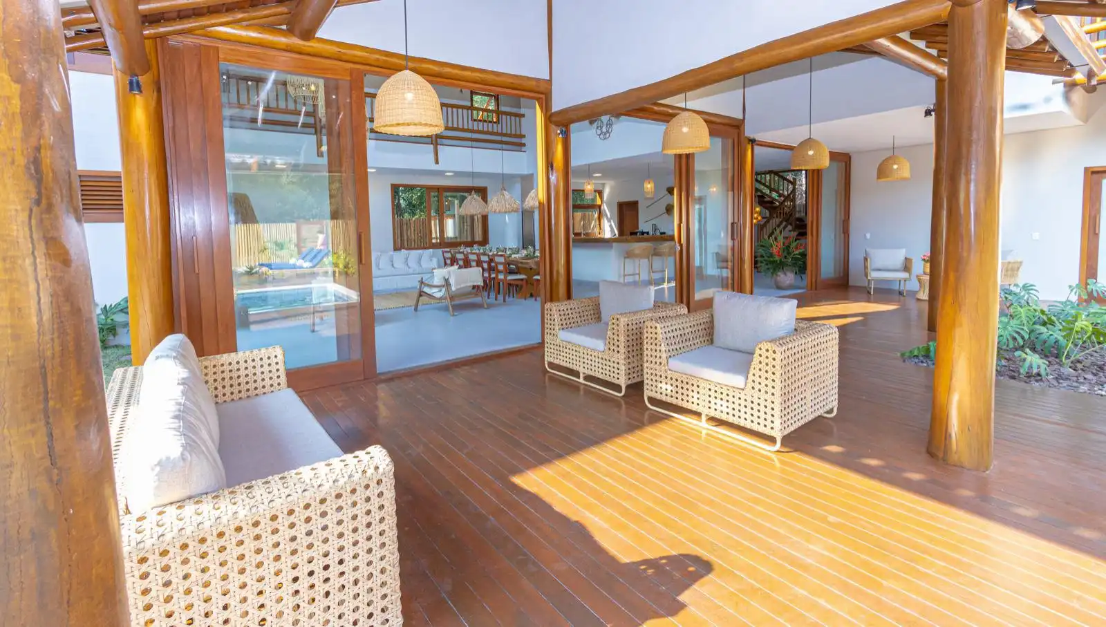 aluguel-de-casa-para-temporada-em-trancoso-living-jurenik-turismo